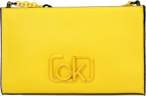 Żółta torebka Calvin Klein ze skóry ekologicznej