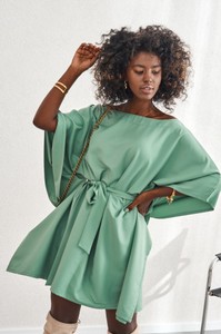 Zielona sukienka Fasardi z długim rękawem