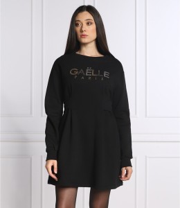 Czarna sukienka Gaëlle Paris w stylu casual z okrągłym dekoltem mini