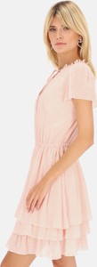 Różowa sukienka L’AF z okrągłym dekoltem z tkaniny mini