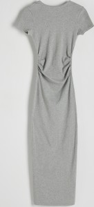 Sukienka Reserved z krótkim rękawem w stylu casual z bawełny