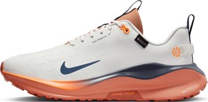 Buty sportowe Nike sznurowane z goretexu