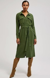 Zielona sukienka Moodo.pl koszulowa z długim rękawem w stylu klasycznym