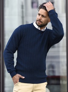 Granatowy sweter M. Lasota z wełny