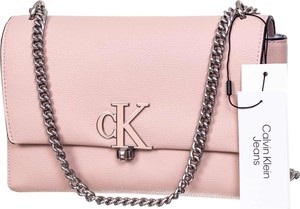 Różowa torebka Calvin Klein na ramię matowa mała