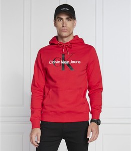 Czerwona bluza Calvin Klein w młodzieżowym stylu