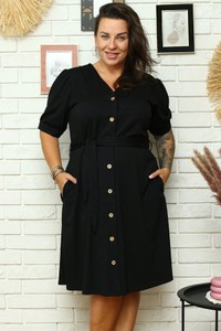 Czarna sukienka KARKO w stylu klasycznym midi szmizjerka