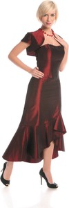 Czerwona sukienka Fokus z krótkim rękawem maxi asymetryczna