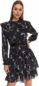 Czarna sukienka Top Secret z okrągłym dekoltem mini z długim rękawem