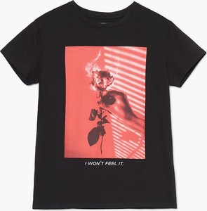 Czarny t-shirt Cropp z bawełny z okrągłym dekoltem