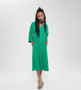 Zielona sukienka Reserved midi z długim rękawem z dekoltem w kształcie litery v