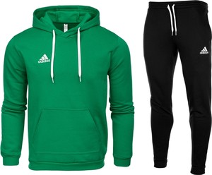 Zielony dres Adidas w sportowym stylu z dresówki