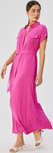 Różowa sukienka Stylove maxi w stylu klasycznym z krótkim rękawem