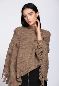 Moda Swetry Poncza Forever 21 Ponczo kremowy W stylu casual 