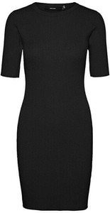 Czarna sukienka Vero Moda z okrągłym dekoltem w stylu casual dopasowana