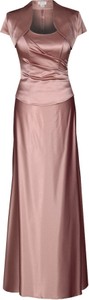 Różowa sukienka - (#fokus z satyny maxi z krótkim rękawem