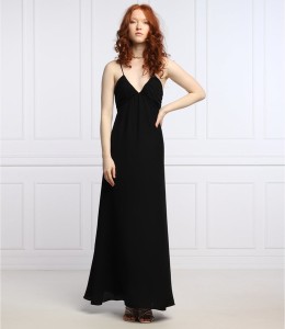Czarna sukienka Patrizia Pepe na ramiączkach w stylu casual z dekoltem w kształcie litery v