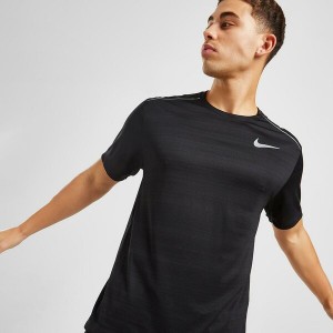 T-shirt Nike Performance z krótkim rękawem w sportowym stylu