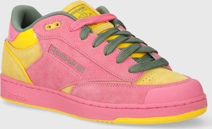 Różowe buty sportowe Reebok Classic ze skóry w sportowym stylu