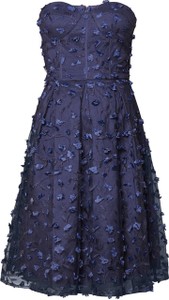 Granatowa sukienka Chi Chi Curve rozkloszowana mini