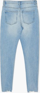 Jeansy Cropp w street stylu z jeansu
