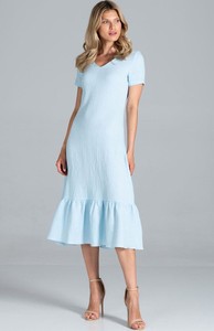 Niebieska sukienka Figl trapezowa z krótkim rękawem