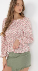 Różowa bluzka born2be z okrągłym dekoltem w stylu casual z tkaniny