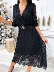 Czarna sukienka ModnaKiecka.pl z długim rękawem z dekoltem w kształcie litery v rozkloszowana