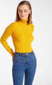 Żółty sweter Monnari