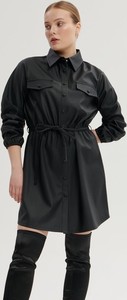 Czarna sukienka Sinsay mini koszulowa z długim rękawem