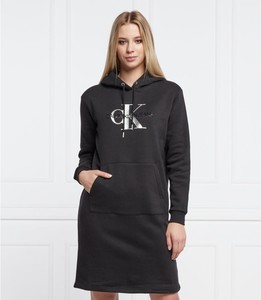 Sukienka Calvin Klein prosta w stylu casual