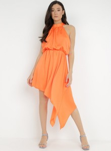 Pomarańczowa sukienka born2be asymetryczna w stylu casual z długim rękawem