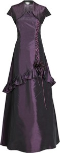 Fioletowa sukienka Fokus rozkloszowana z krótkim rękawem maxi