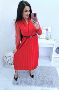 Czerwona sukienka Etnee z długim rękawem w stylu casual maxi