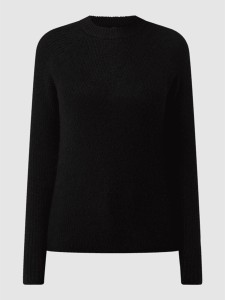 Czarny sweter YAS z wełny w stylu casual