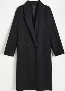 Czarny płaszcz męski Reserved