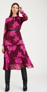Sukienka Greenpoint z okrągłym dekoltem midi z długim rękawem