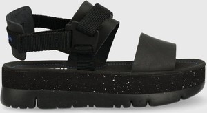 Czarne sandały Camper z klamrami w stylu casual na platformie