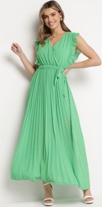 Zielona sukienka born2be maxi z dekoltem w kształcie litery v z krótkim rękawem