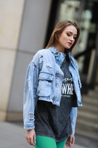 Moda Kurtki Jeansowe kurtki Gina Tricot Jeansowa kurtka niebieski W stylu casual 