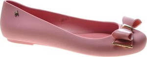 Różowe baleriny producent niezdefiniowany z płaską podeszwą ze skóry ekologicznej