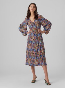 Sukienka Vero Moda z dekoltem w kształcie litery v midi z długim rękawem