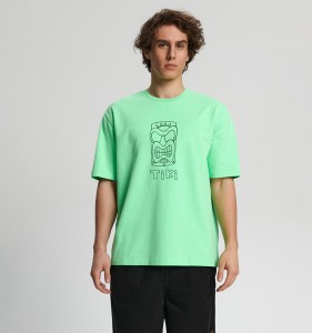 T-shirt Sinsay z nadrukiem z krótkim rękawem w młodzieżowym stylu