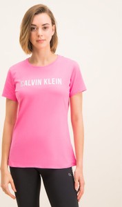 Różowy t-shirt Calvin Klein z okrągłym dekoltem z krótkim rękawem
