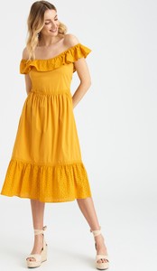 Żółta sukienka Greenpoint hiszpanka w stylu casual z krótkim rękawem