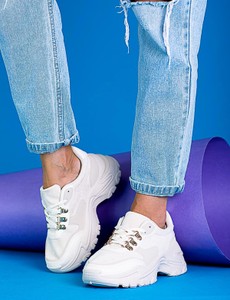 Buty sportowe Czasnabuty w sportowym stylu z płaską podeszwą sznurowane