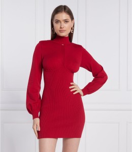 Czerwona sukienka Elisabetta Franchi w stylu casual z golfem