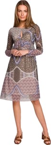 Sukienka Stylove z długim rękawem z okrągłym dekoltem w stylu casual