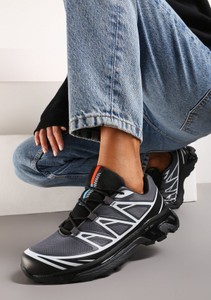 Czarne buty sportowe Renee sznurowane na platformie w sportowym stylu