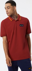 Czerwony t-shirt New Balance z krótkim rękawem w sportowym stylu z bawełny
